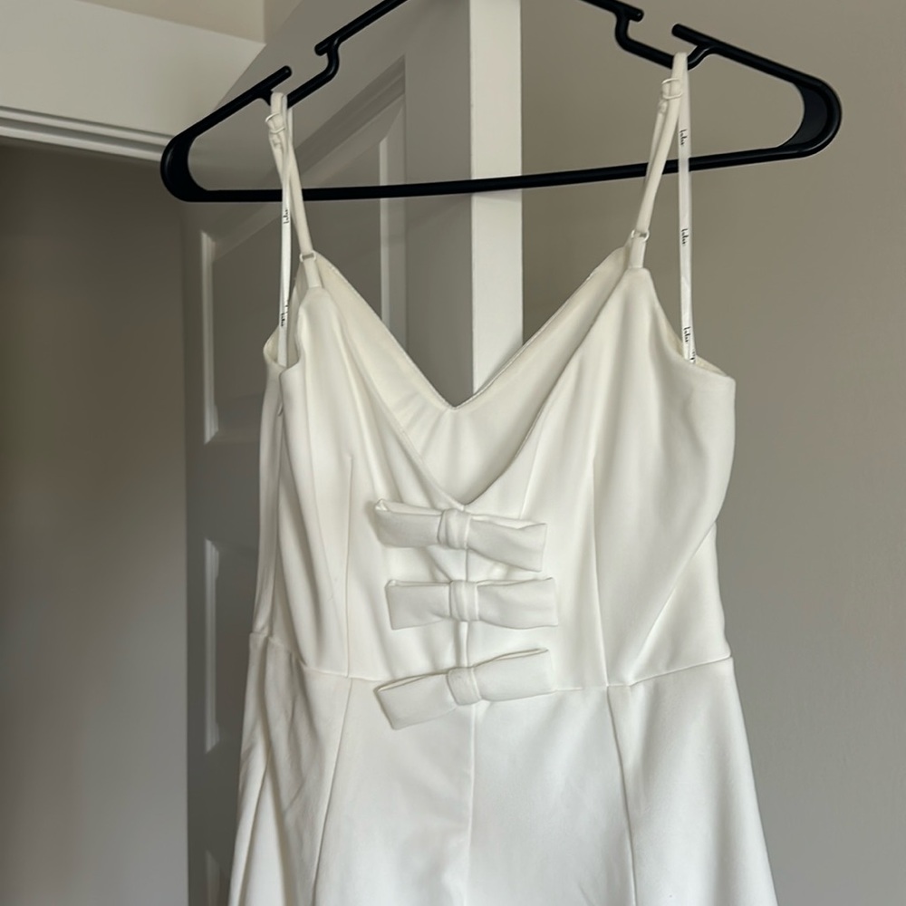 LuLu’s size S white strap bodycon dress